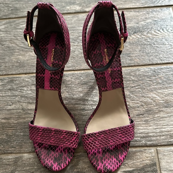 Michael Kors Luxury Collection Python Embossed Leather Sandal - Picture 11 of 11